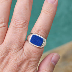 Men’s Lapis Lazuli Sleek Signet Ring – Sterling Silver