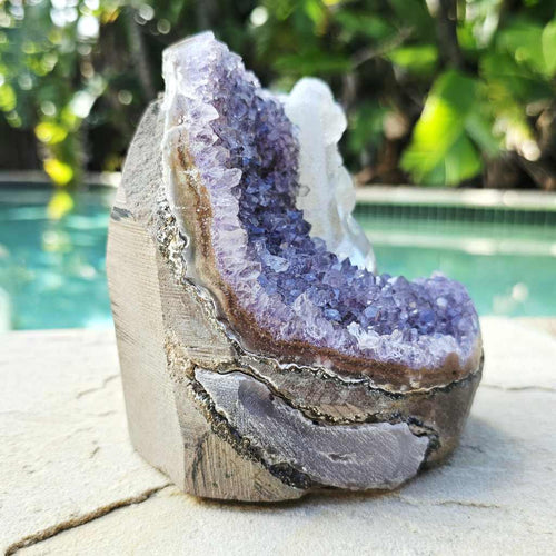 Amethyst Geode With Vertical Calcite Crystal | Uruguay