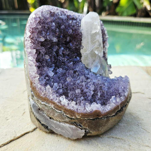 Amethyst Geode With Vertical Calcite Crystal | Uruguay