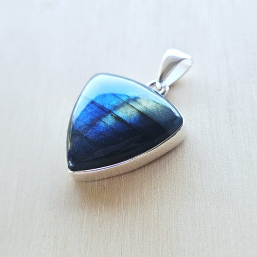 Blue Labradorite Pendant | Inner Mystic