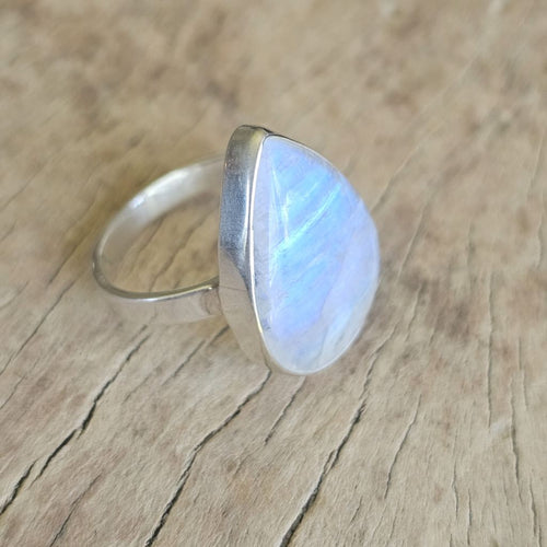 Blue Moonstone Ring | Goddess Of The Moon