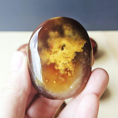 Carnelian | Palm Stones
