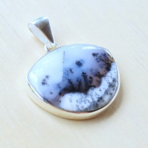 Dendritic Agate Pendant | Inner Balance