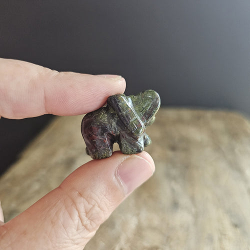 Dragon Blood Jasper | Mini Elephants