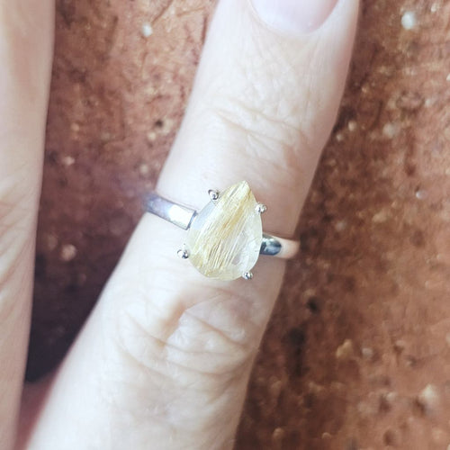 Faceted Golden Rutile Ring | Golden Pulse
