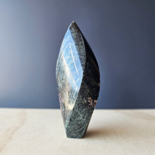 Garnet & Fuchsite Flame | Heart Of Gaia