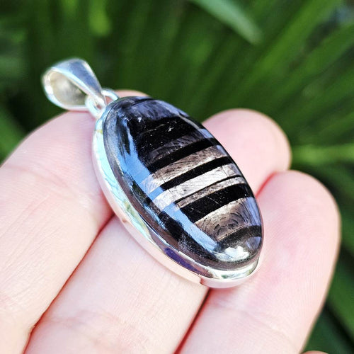 Hypersthene Pendant | Wave Of Calm