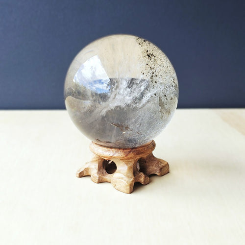 Inclusion Phantom Quartz | Sphere 545gms