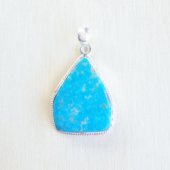 Kingman Turquoise Pendant | Earth & Sky Union