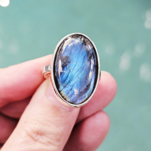 Labradorite Ring | Aurora Essence