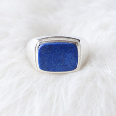 Men’s Lapis Lazuli Sleek Signet Ring – Sterling Silver