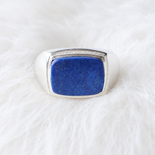 Men’s Lapis Lazuli Sleek Signet Ring – Sterling Silver
