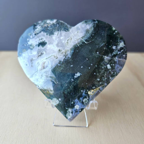 Moss Agate Heart | Nature's Heartbeat