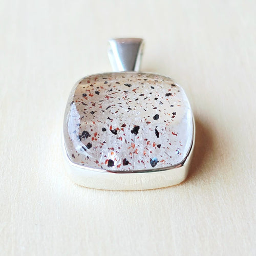 Orire Lucky Quartz Pendant | Activate What's Aligned For You