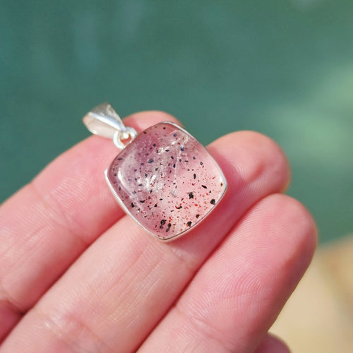 Orire Lucky Quartz Pendant | Activate What's Aligned For You