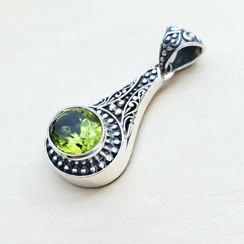 Peridot Faceted Pendant | Heart Resonance