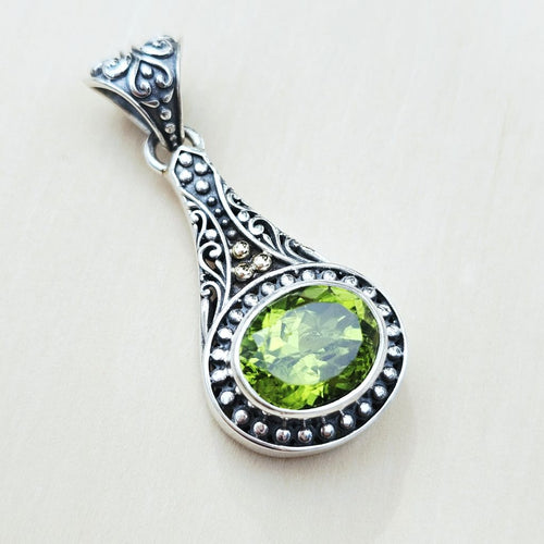 Peridot Faceted Pendant | Heart Resonance