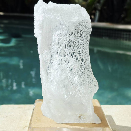 Qinglong Mine Fluorescent Selenite | Looking Glass