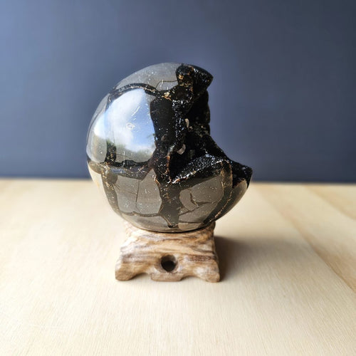 Septarian | Sphere 1.2kgs