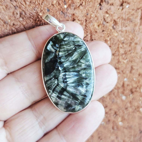 Seraphinite Pendant | Emerald Ascension