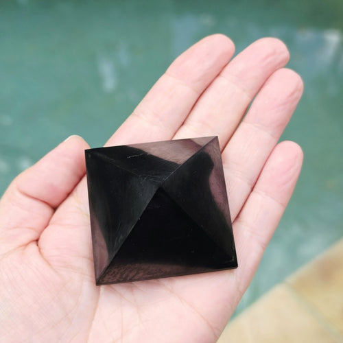 Shungite | Medium Pyramid