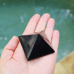 Shungite | Medium Pyramid