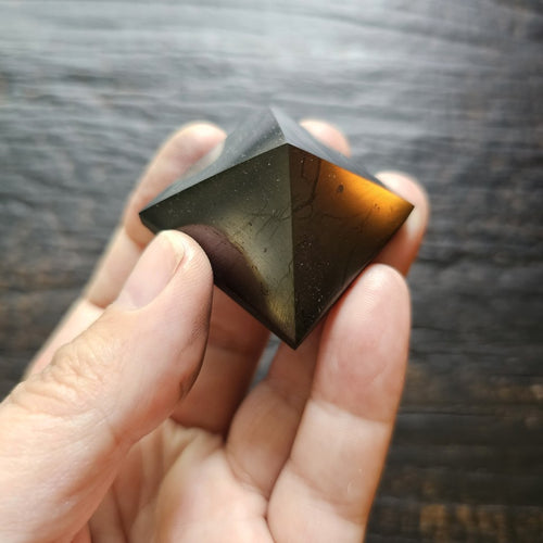 Shungite | Small Pyramid