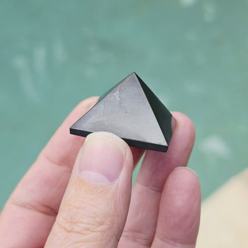 Shungite | Small Pyramid