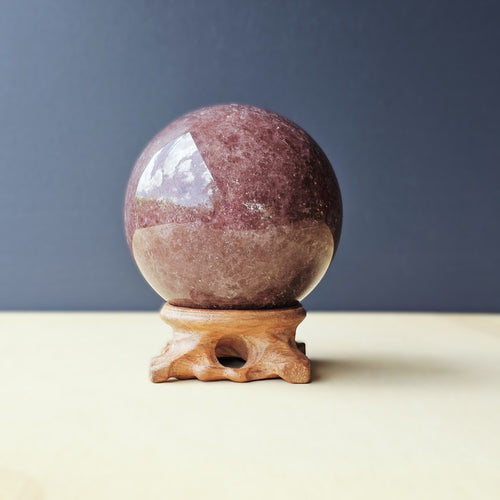 Strawberry Quartz | Sphere 745gms
