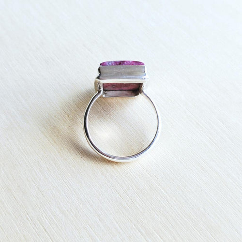 Thulite Crystal Ring | Heartline