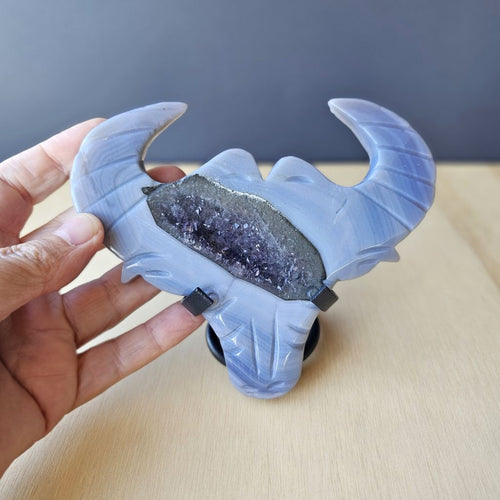 Agate Bull Head | The Mystic Charge