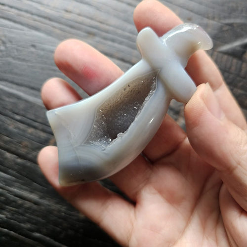 Agate Sword Carving | Divine Druzy Fragment