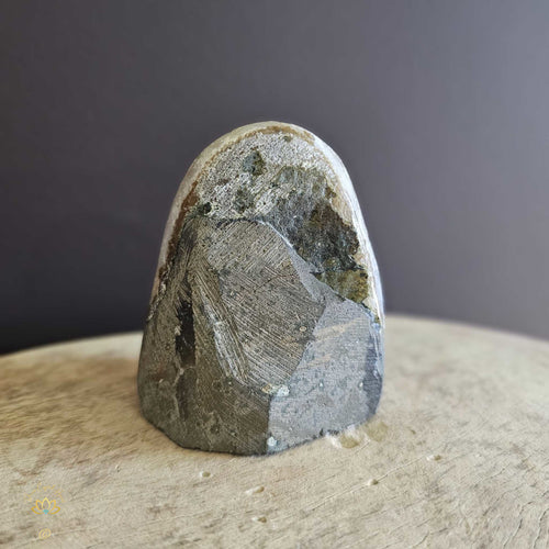 Amethyst | Cut Base Geode 333gms