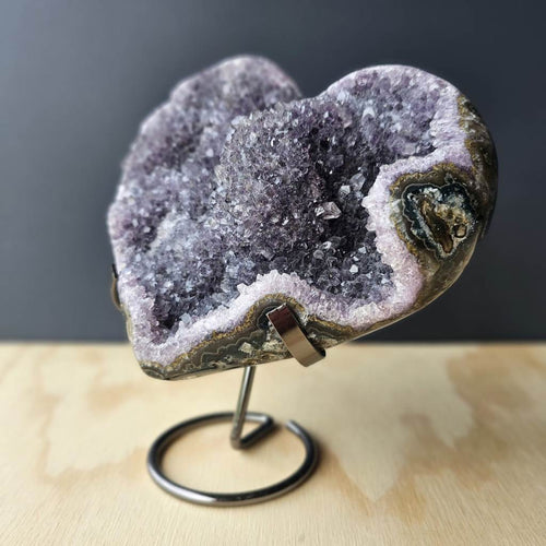 Amethyst | Extra Large Heart 1.4kgs