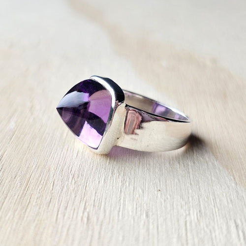 Amethyst Ring | Soul Calm, Sharp Mind