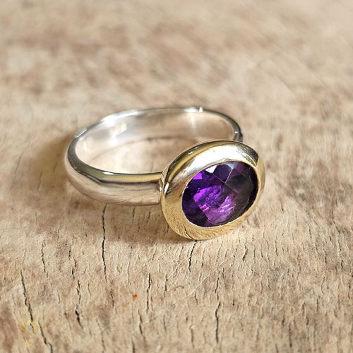 Amethyst Ring | Violet Essence