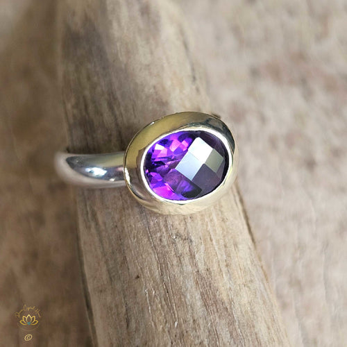 Amethyst Ring | Violet Essence