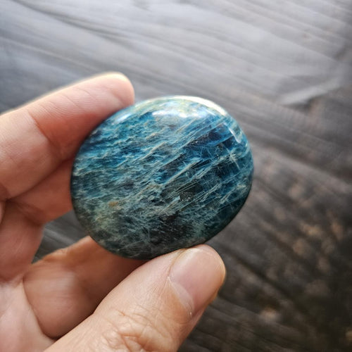 Apatite | Palm Stones