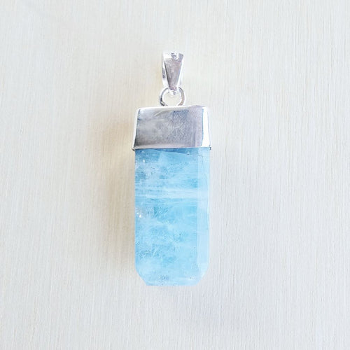 Aquamarine Pendant | Aqua Radiance