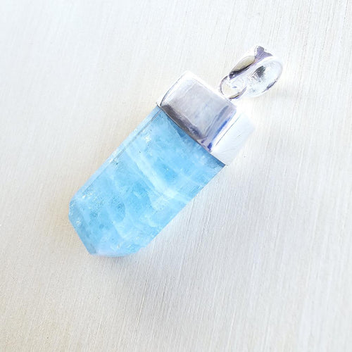Aquamarine Pendant | Aqua Radiance