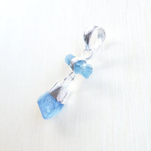 Aquamarine Pendant | Eternal Wave