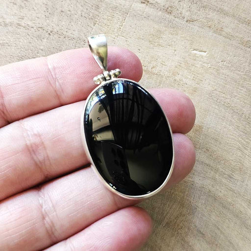 Black Onyx Pendant | Mystic Elegance