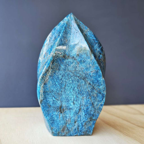 Blue Apatite Extra Large Flame | Soft Authority