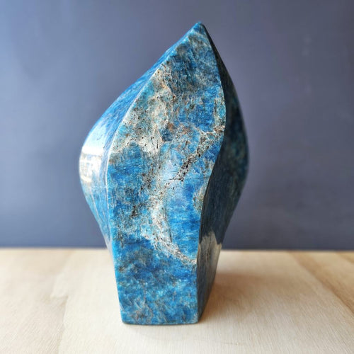 Blue Apatite Extra Large Flame | Soft Authority