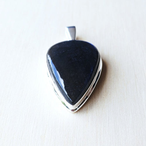 Blue Fire Labradorite Pendant | Aurora Within