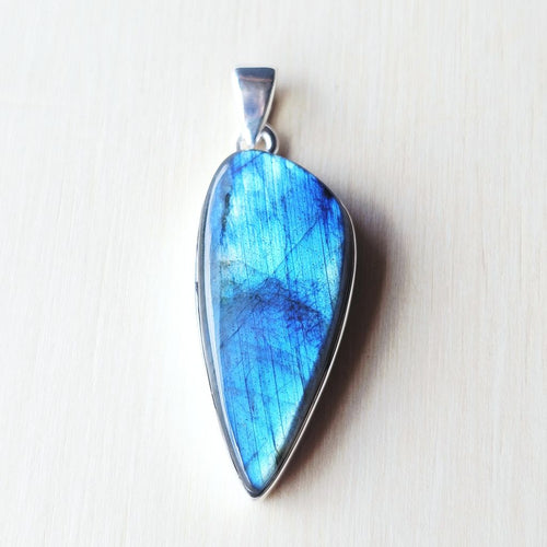 Blue Fire Labradorite Pendant | Inner Channelling