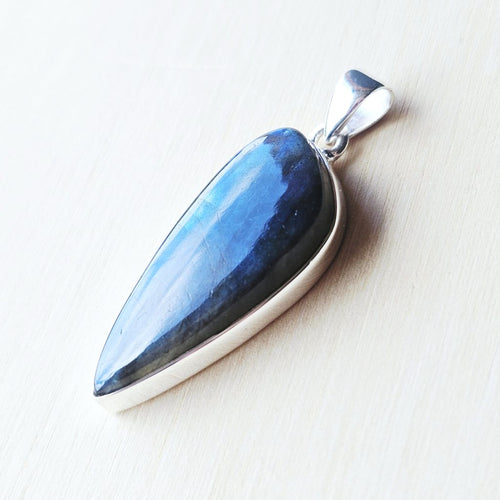 Blue Fire Labradorite Pendant | Inner Channelling