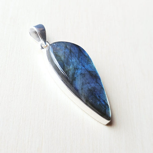 Blue Fire Labradorite Pendant | Inner Channelling