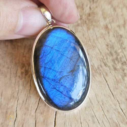 Blue Fire Labradorite Pendant | Inner Mystic