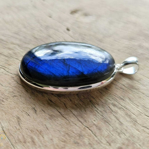 Blue Fire Labradorite Pendant | Inner Mystic